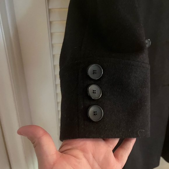 Woman's wool double breasted tie waist coat. Never worn but been hanging up - Picture 2 of 4